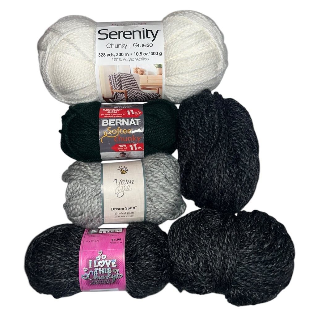 🌟NWT🌟 I love This Chunky, Yarn Bee, Serenity, and Bernat Chunky Yarn Lot
